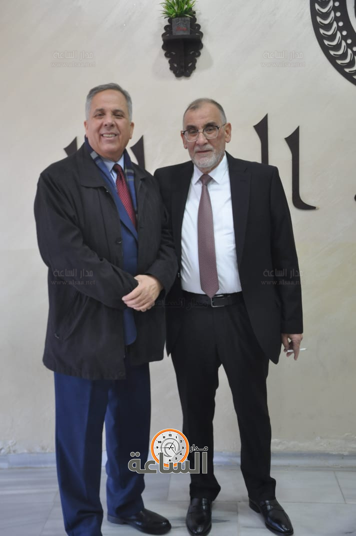 Madar Al-Saa Images 0.3932776607052537