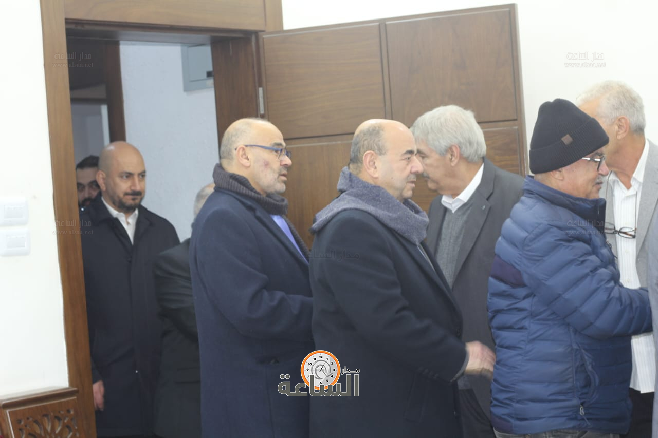 Madar Al-Saa Images 0.5369287056657837