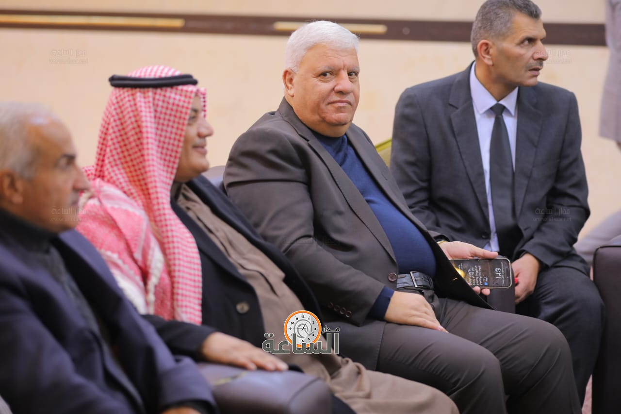 Madar Al-Saa Images 0.18741385831941448