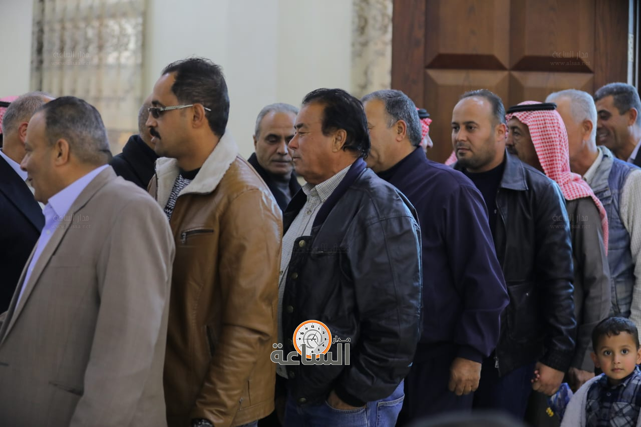 Madar Al-Saa Images 0.751093057634604