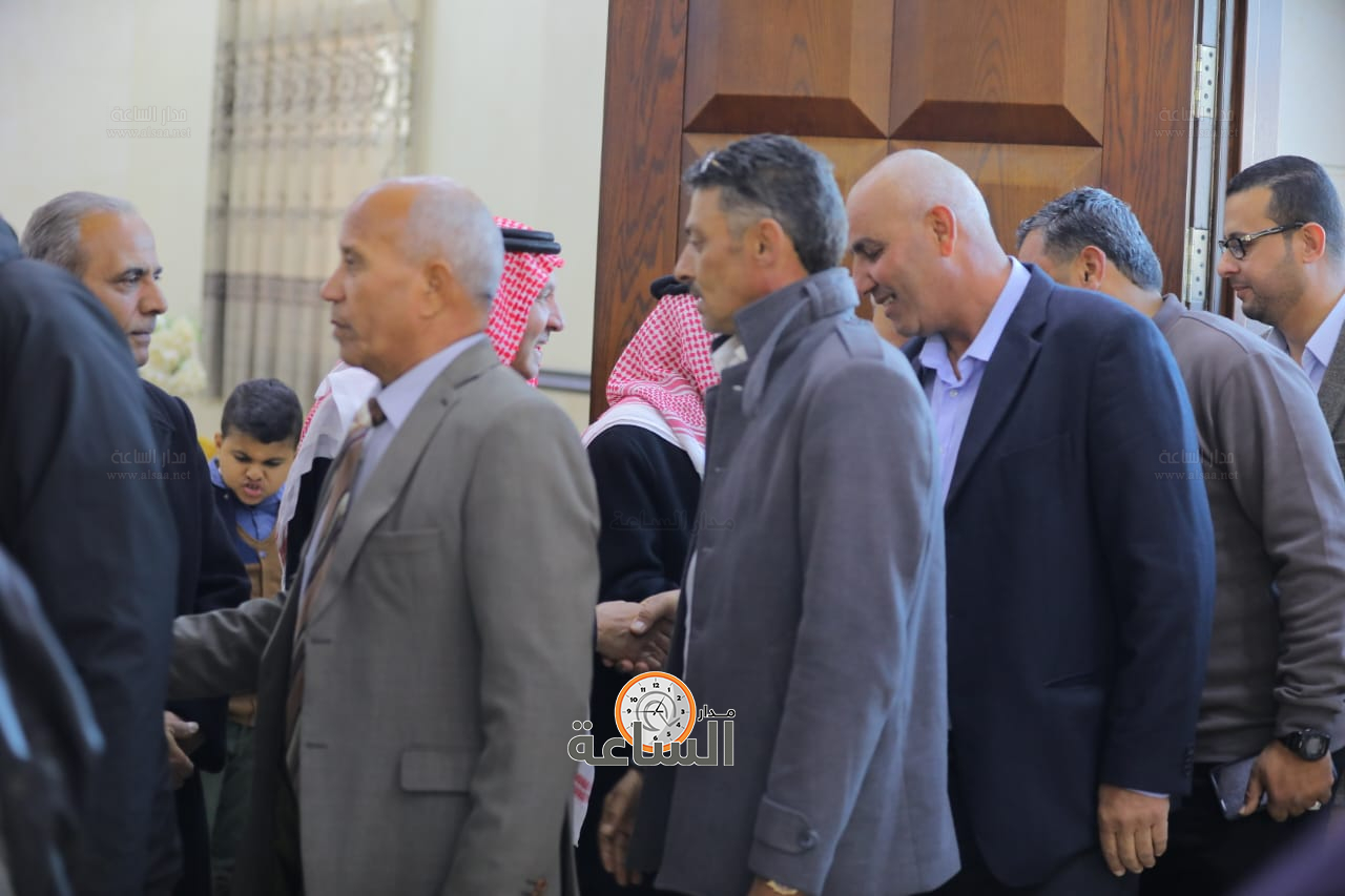 Madar Al-Saa Images 0.7355810956388806