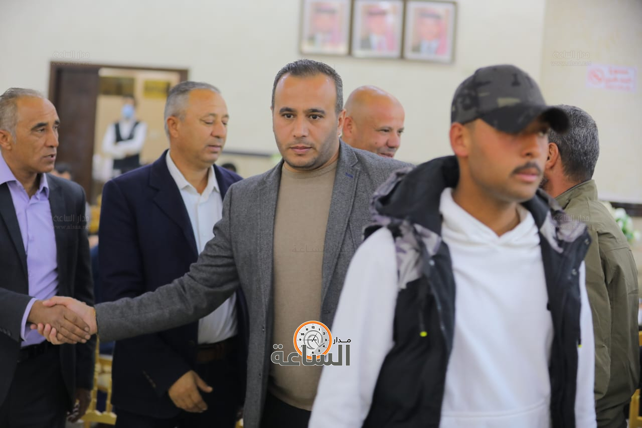 Madar Al-Saa Images 0.7773308759668156