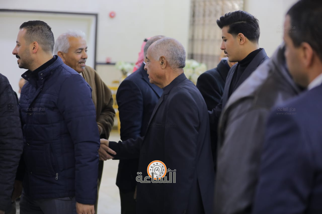 Madar Al-Saa Images 0.9659647031733465