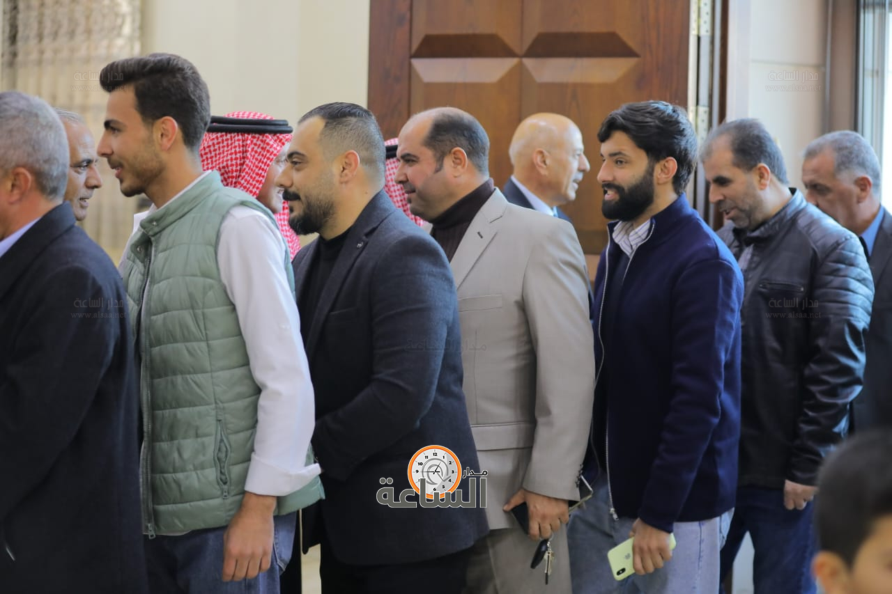 Madar Al-Saa Images 0.22769566717858591