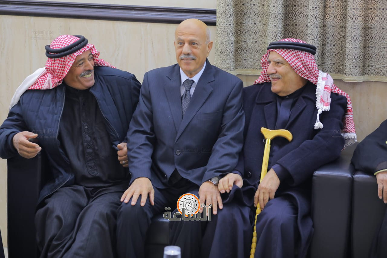 Madar Al-Saa Images 0.3010883737884049