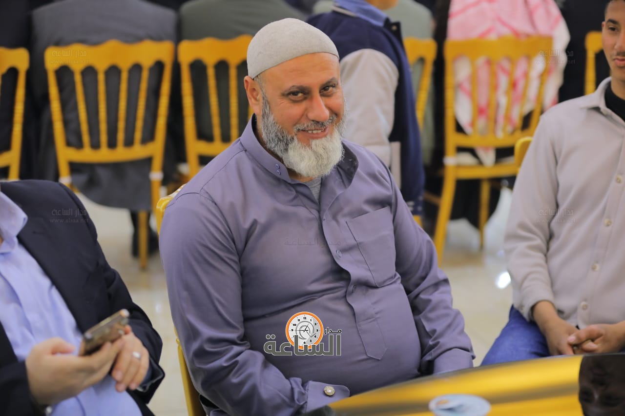 Madar Al-Saa Images 0.4209000413622961