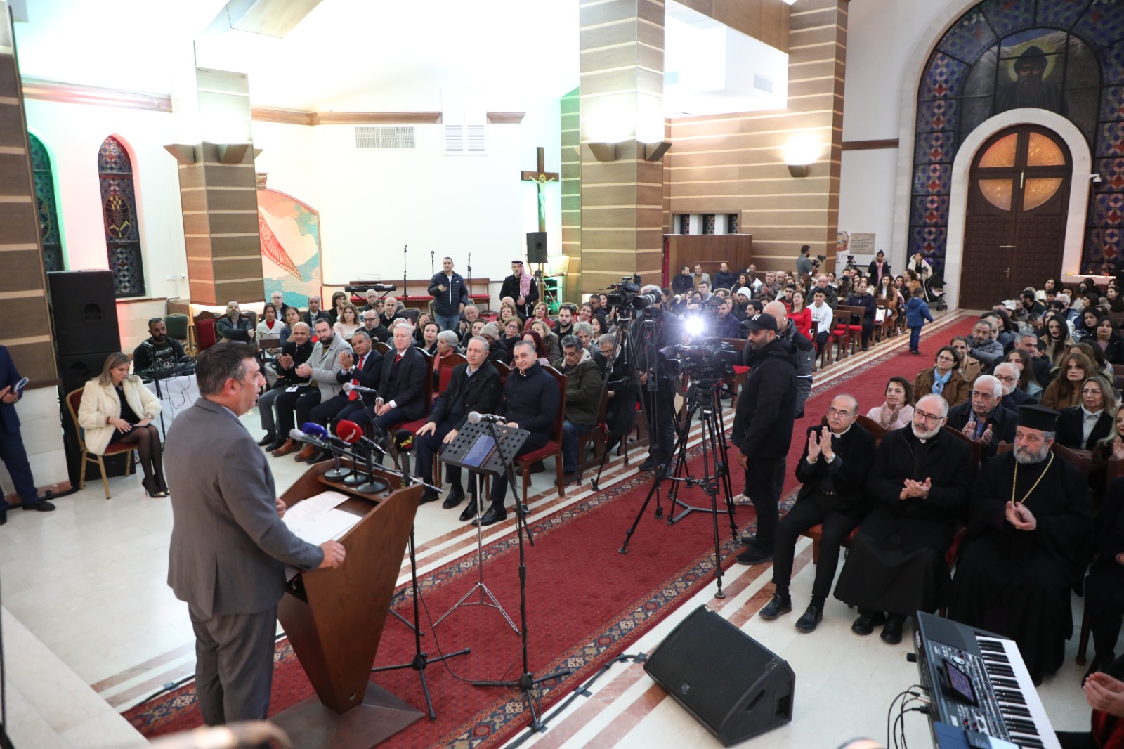 Madar Al-Saa Images 0.8530209635592734