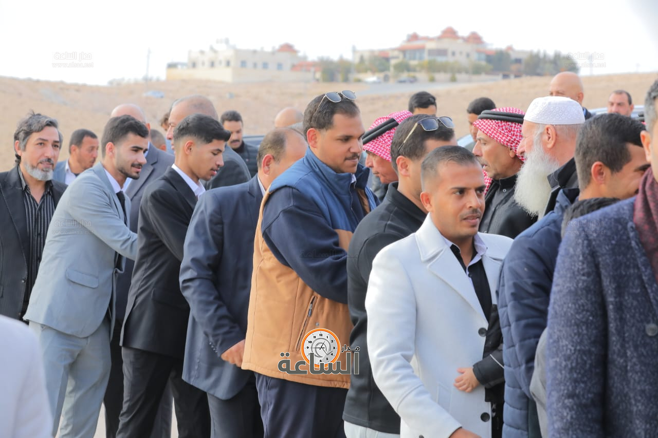 Madar Al-Saa Images 0.07276566376764215