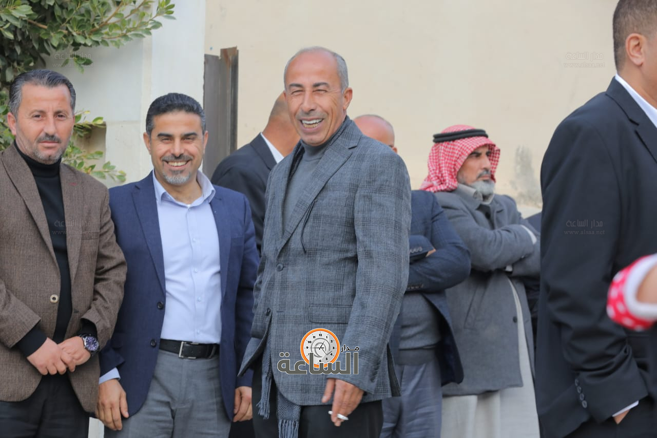 Madar Al-Saa Images 0.4697202146638624