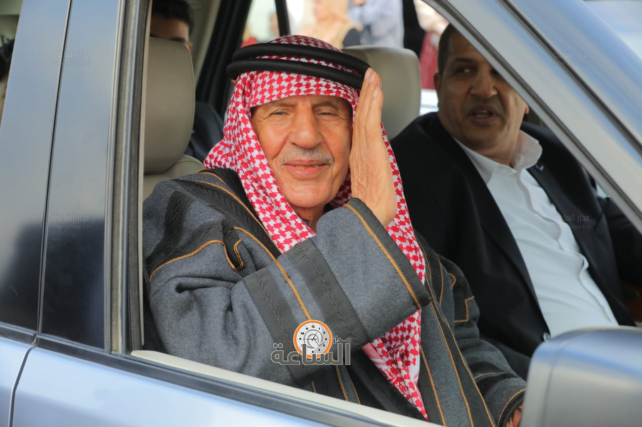 Madar Al-Saa Images 0.6370820775771826