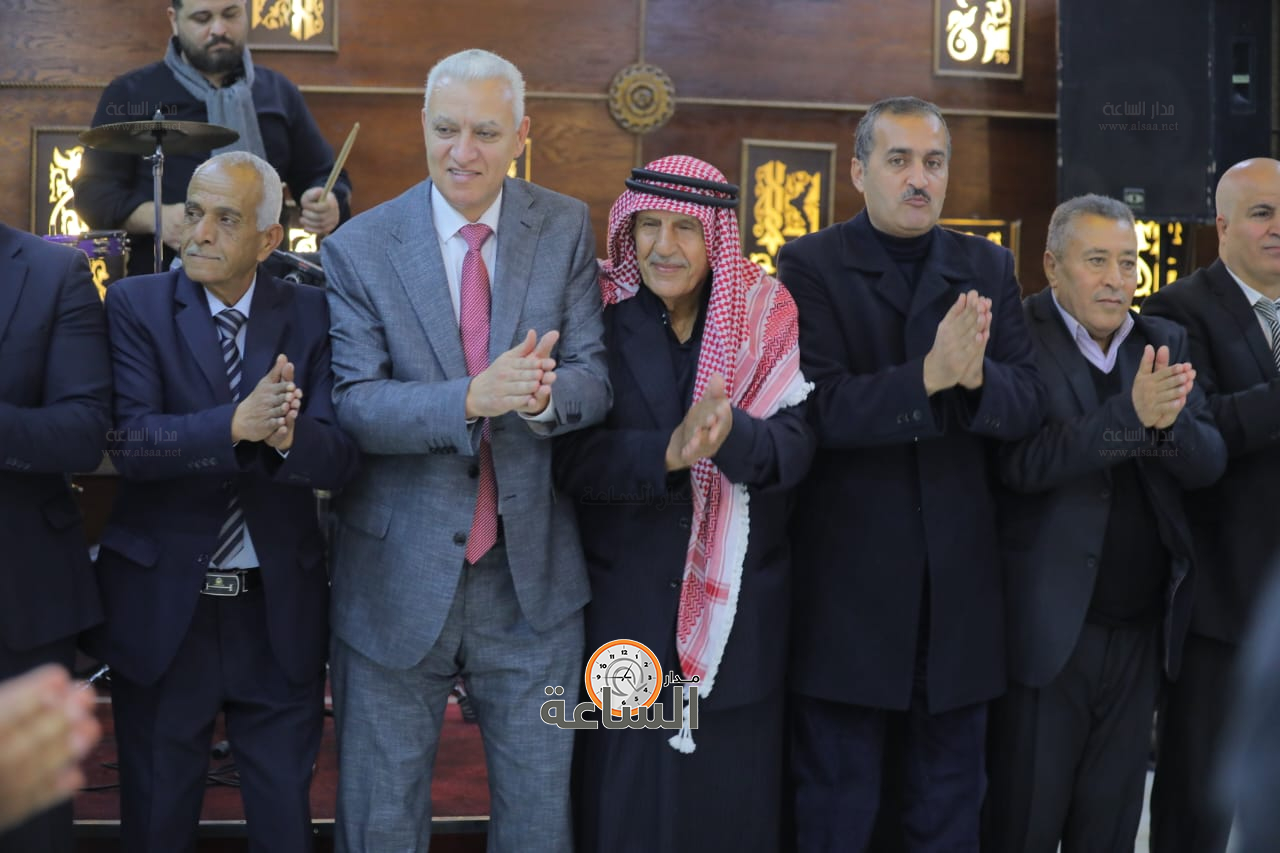 Madar Al-Saa Images 0.8726532783460699