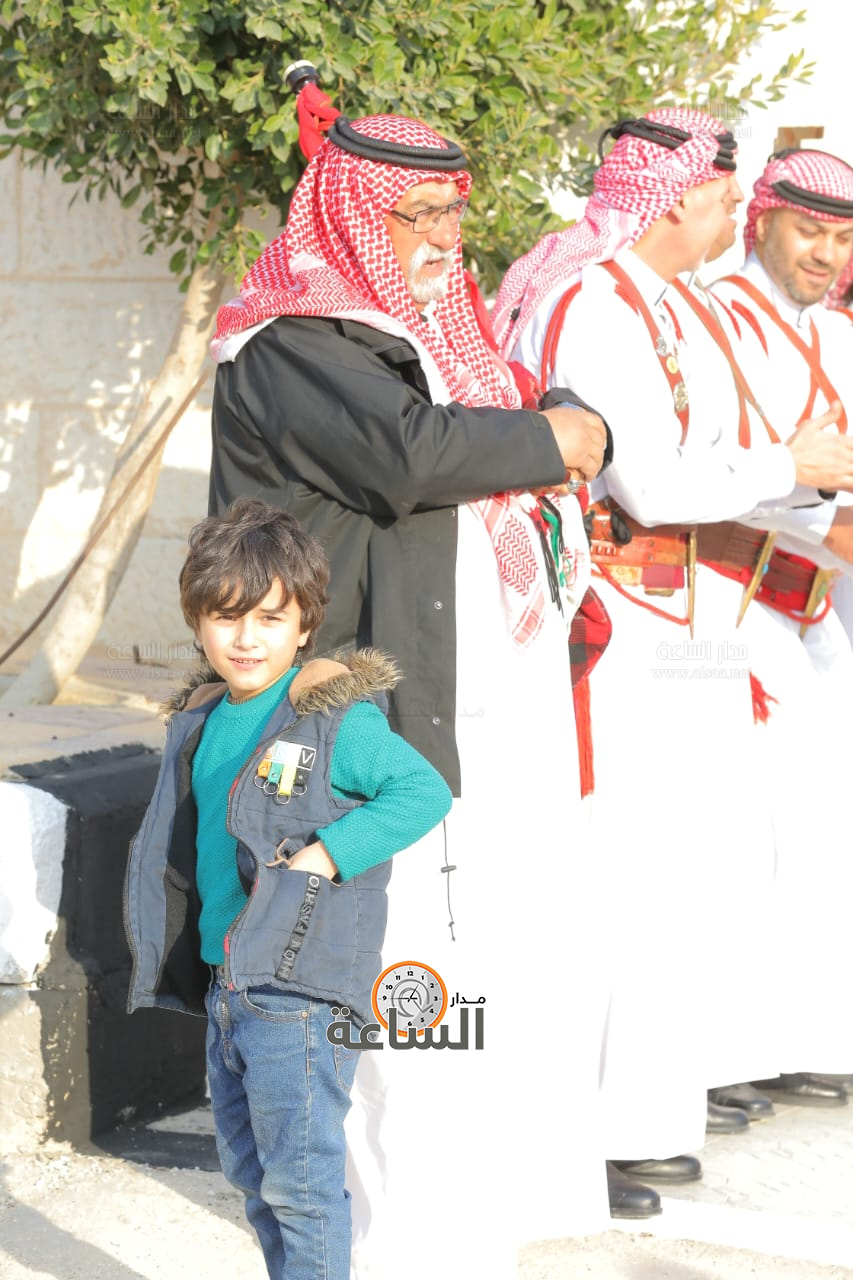 Madar Al-Saa Images 0.6533765822373245