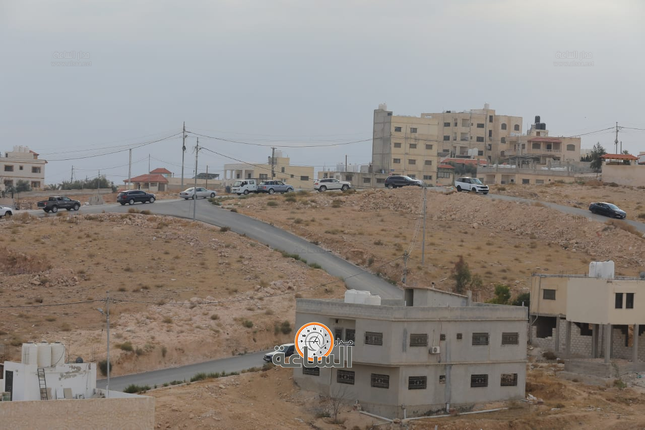 Madar Al-Saa Images 0.8266702293597268