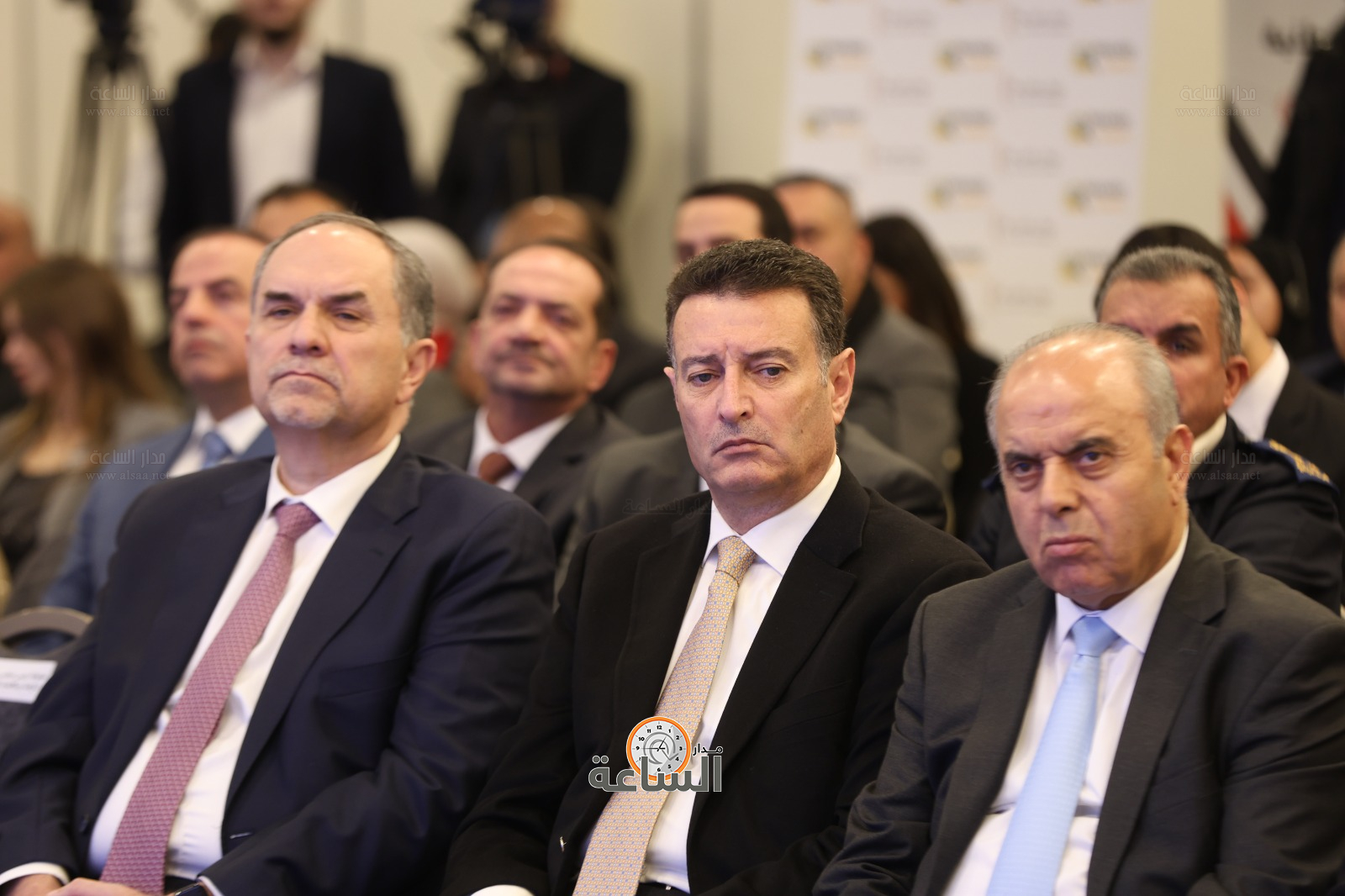 Madar Al-Saa Images 0.7734818686664204