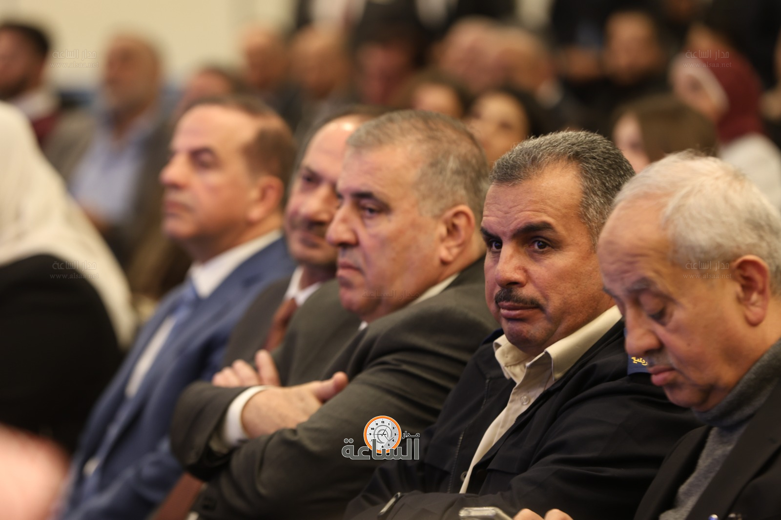 Madar Al-Saa Images 0.46752122004882657