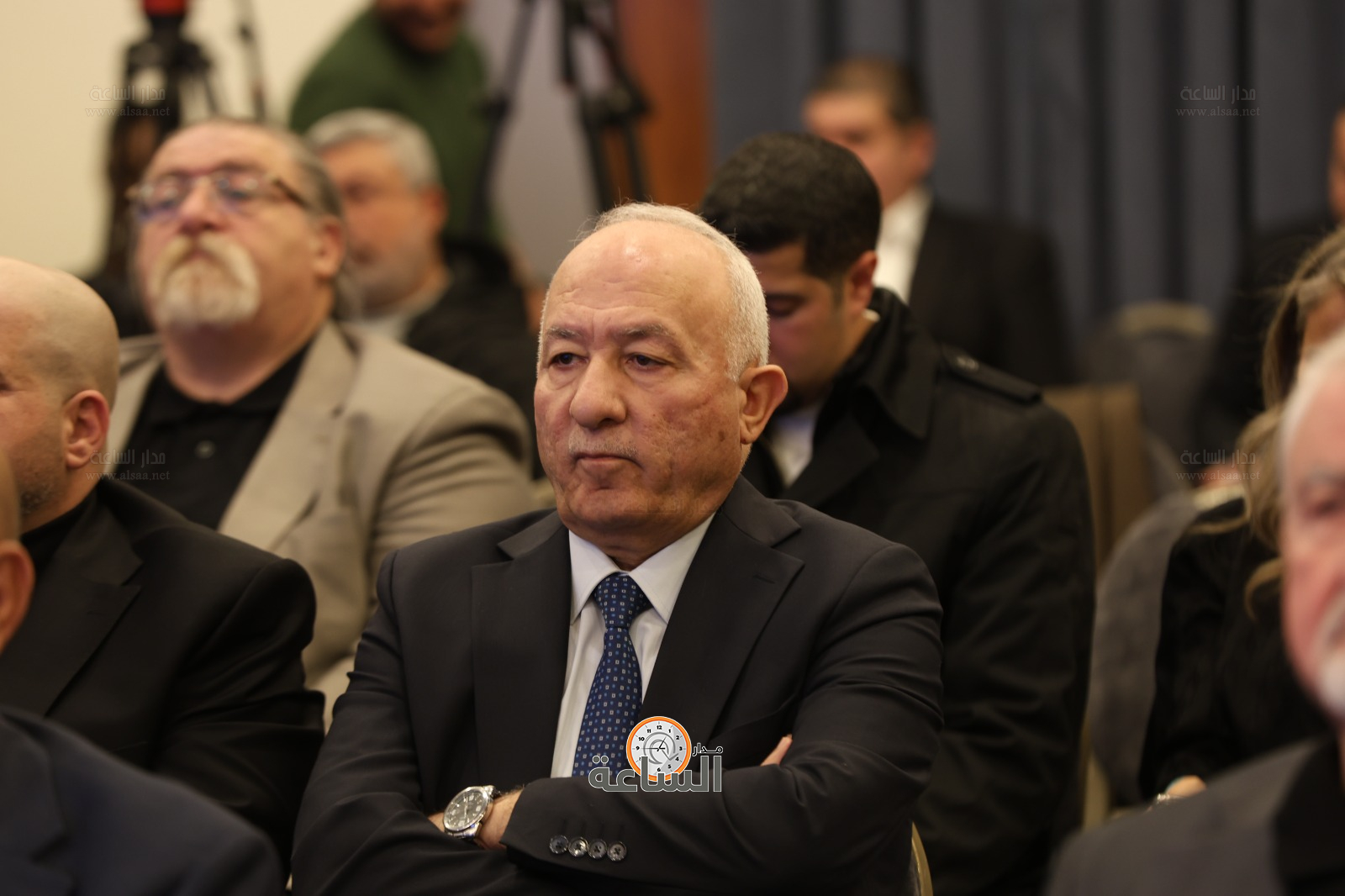 Madar Al-Saa Images 0.9669322313149702