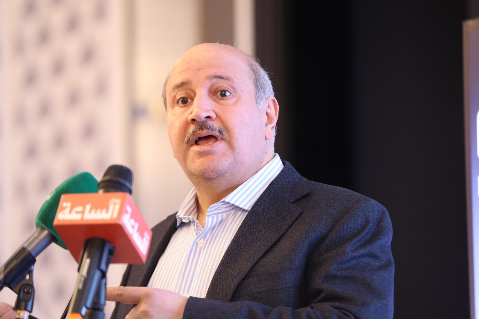 Madar Al-Saa Images 0.608047125822101