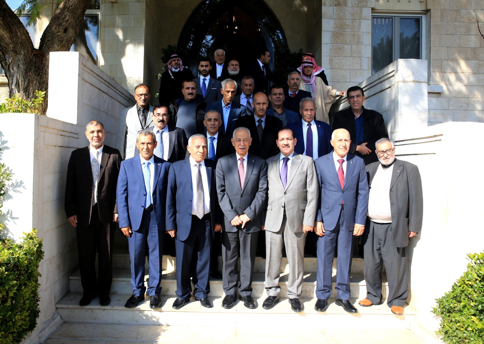 Madar Al-Saa Images 0.4437626199995923