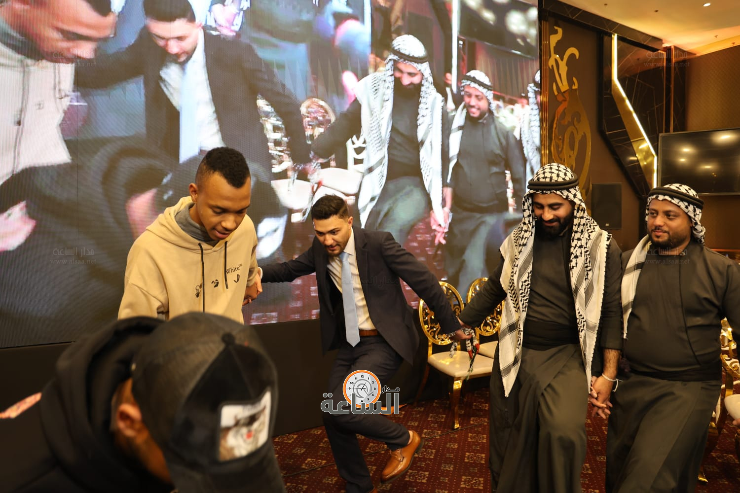 Madar Al-Saa Images 0.5549802679240459