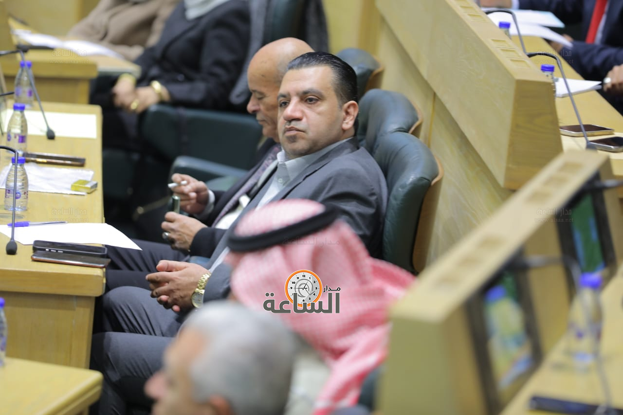 Madar Al-Saa Images 0.9233960347529591