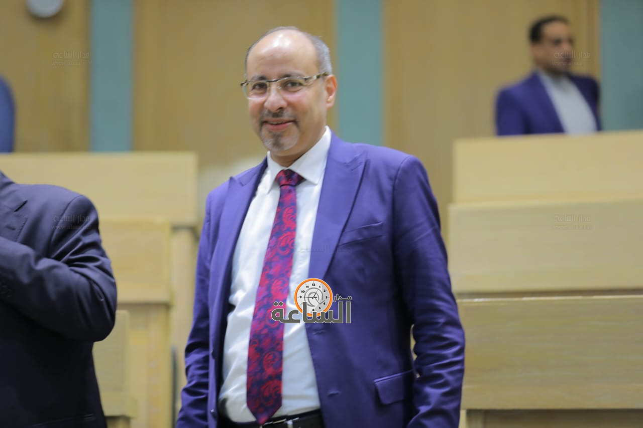 Madar Al-Saa Images 0.6215718860454871