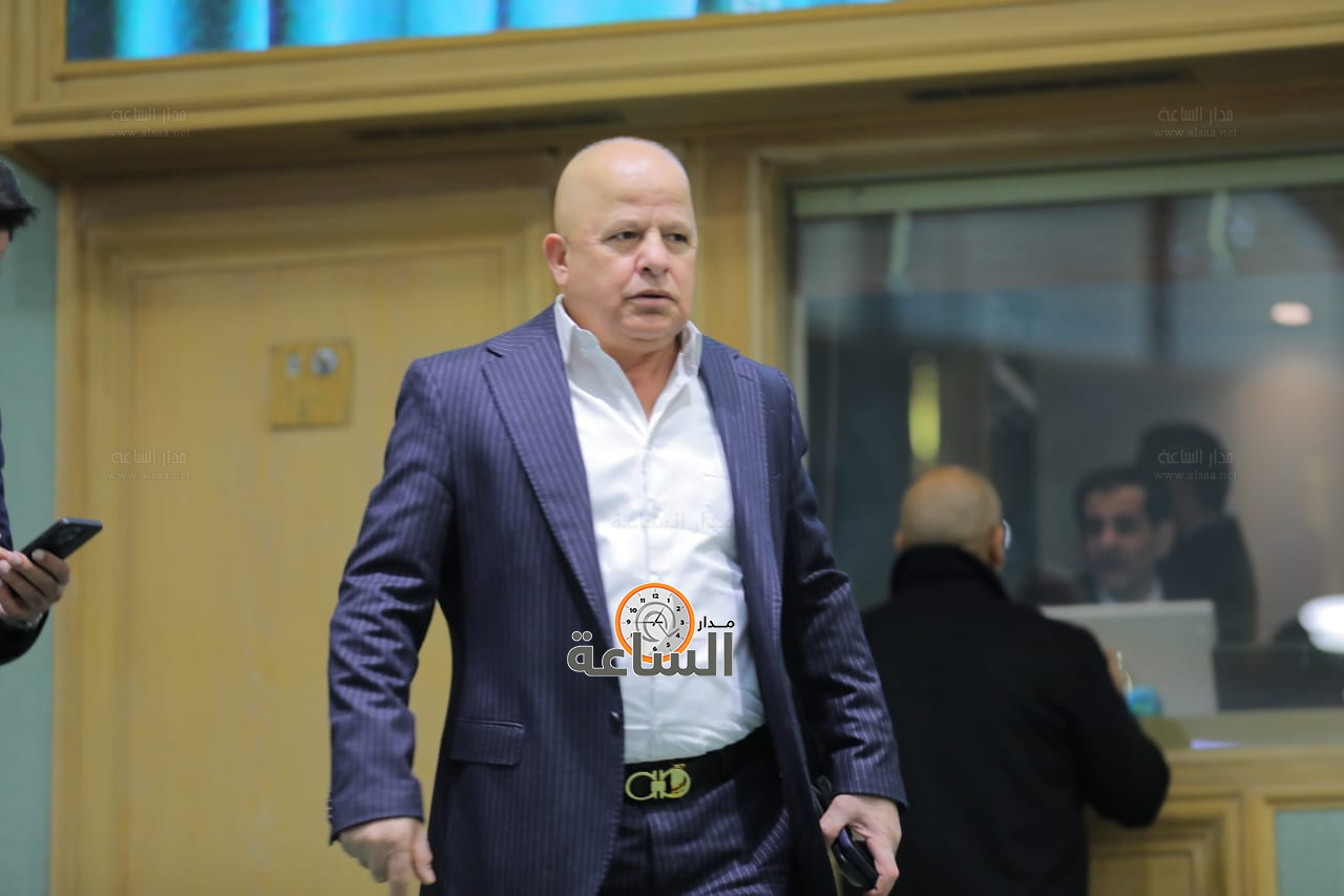 Madar Al-Saa Images 0.895412283676025