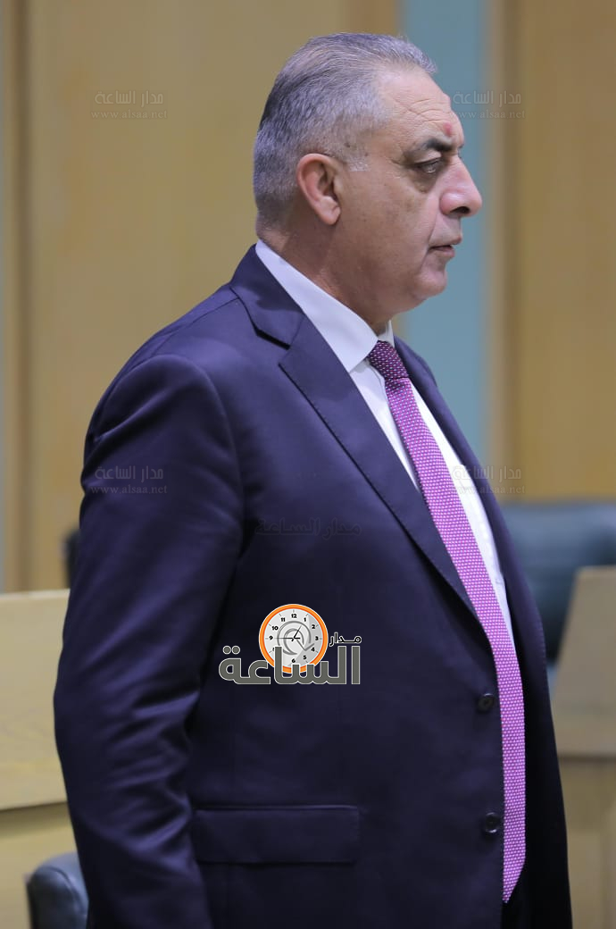 Madar Al-Saa Images 0.35057792303451984