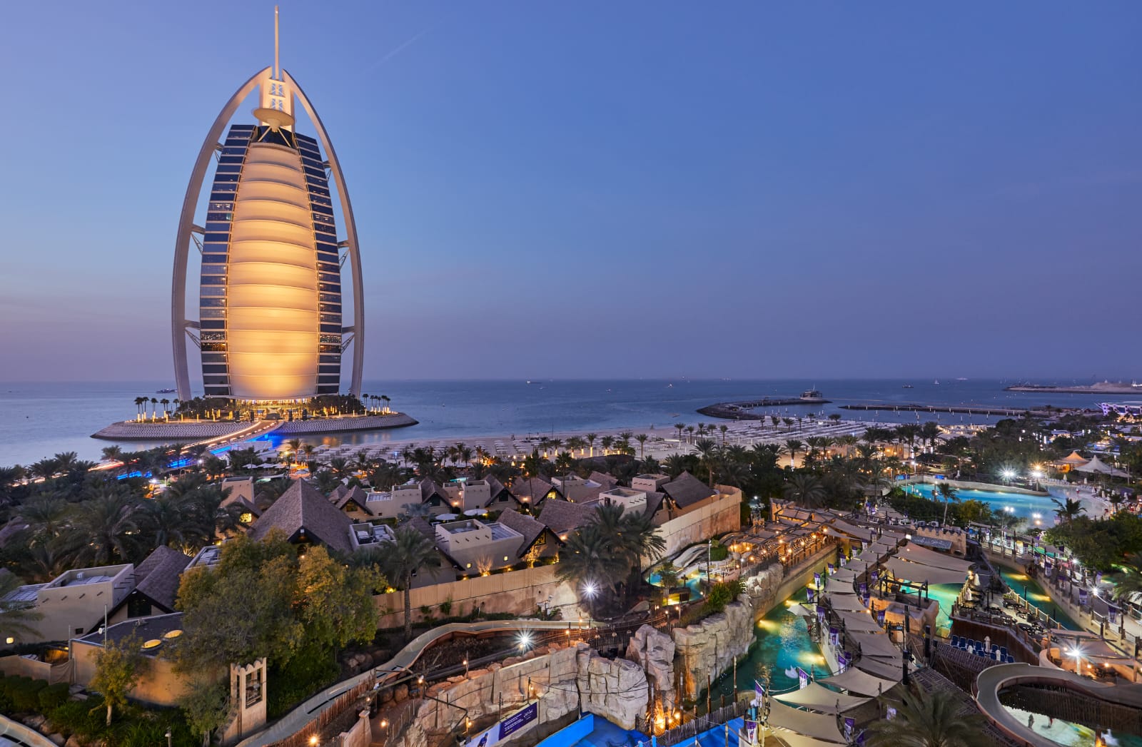 Madar Al-Saa Images 0.4978179883316902