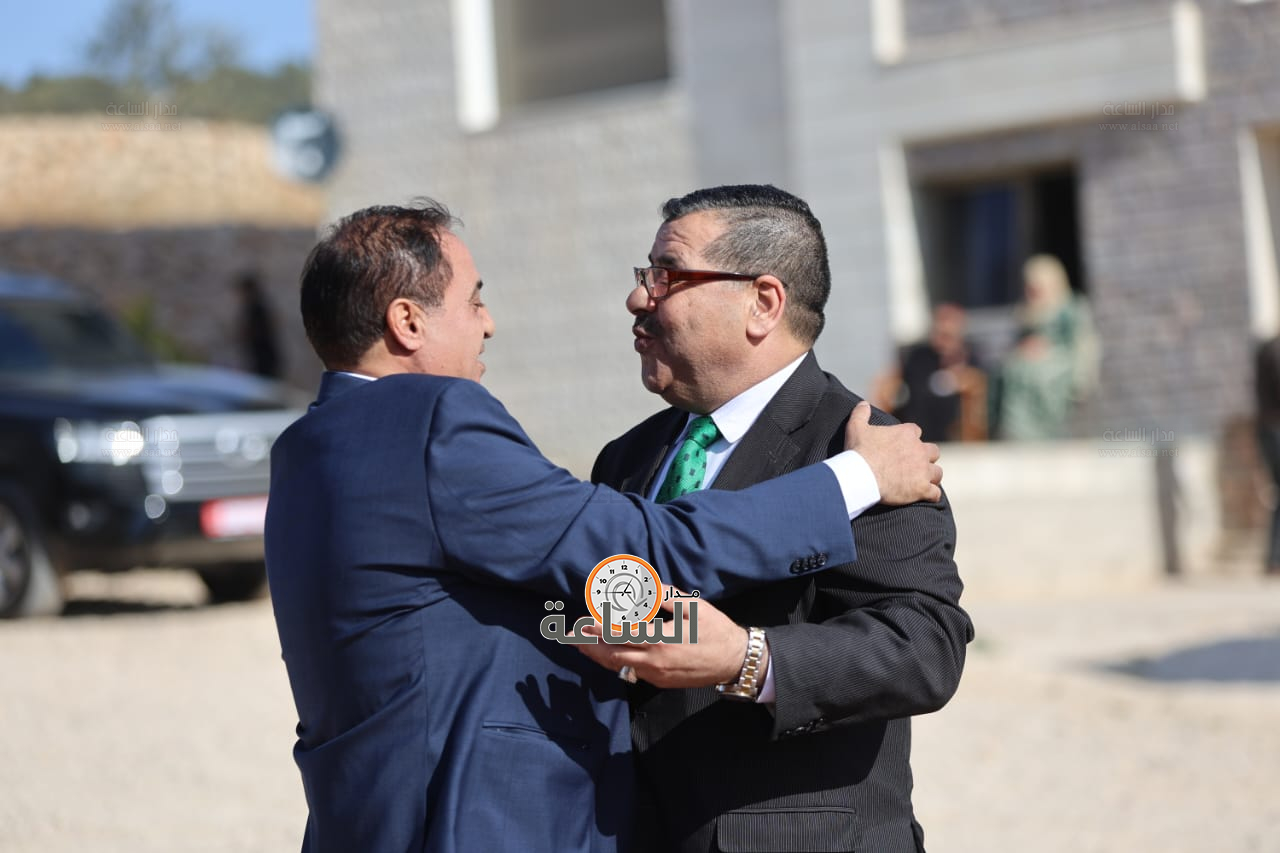 Madar Al-Saa Images 0.2239868410612691