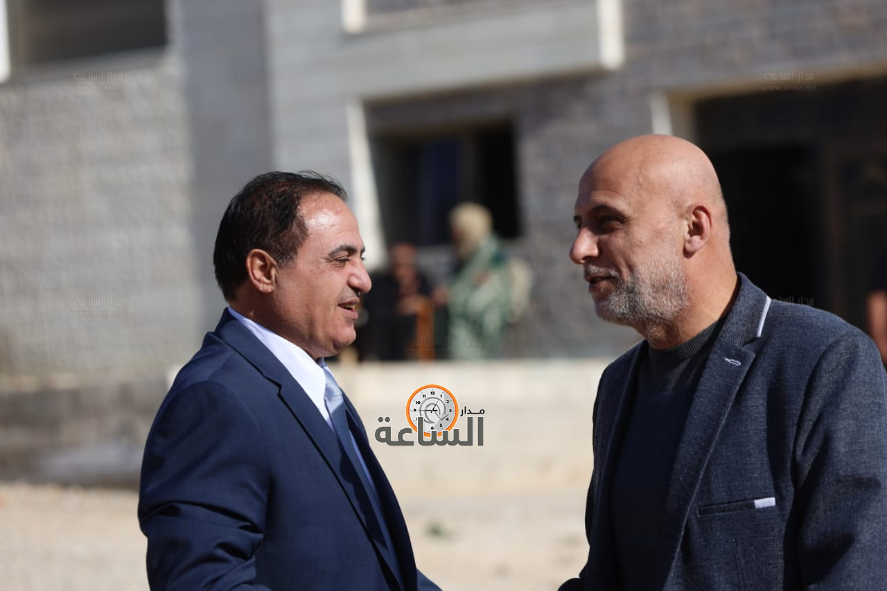 Madar Al-Saa Images 0.4723346296017401