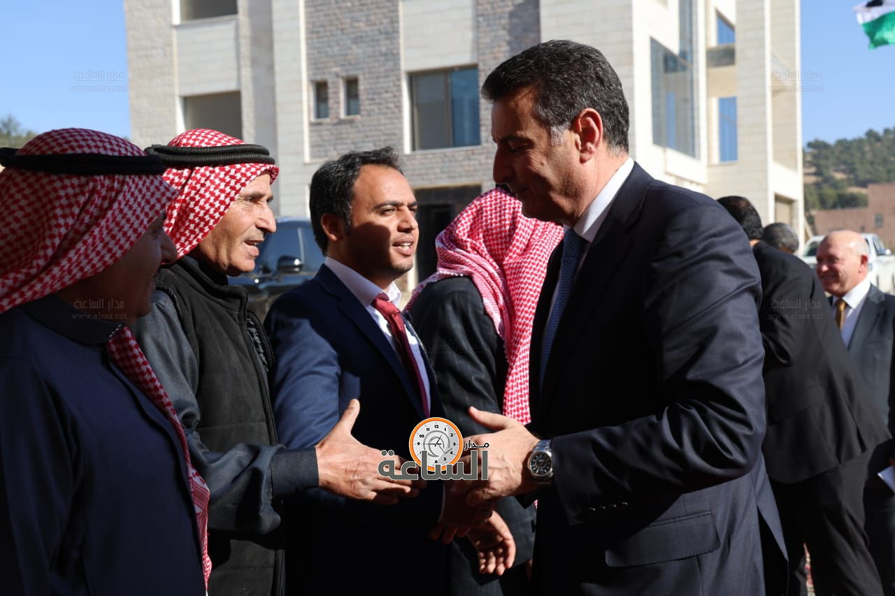 Madar Al-Saa Images 0.5673477479216604