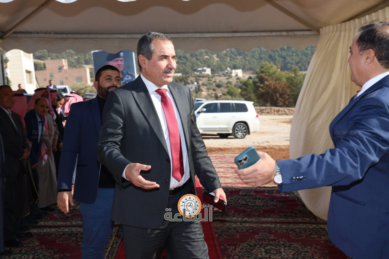 Madar Al-Saa Images 0.16705723140203887