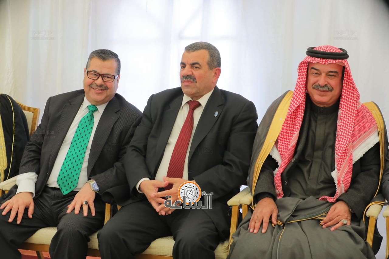 Madar Al-Saa Images 0.4037861422759217