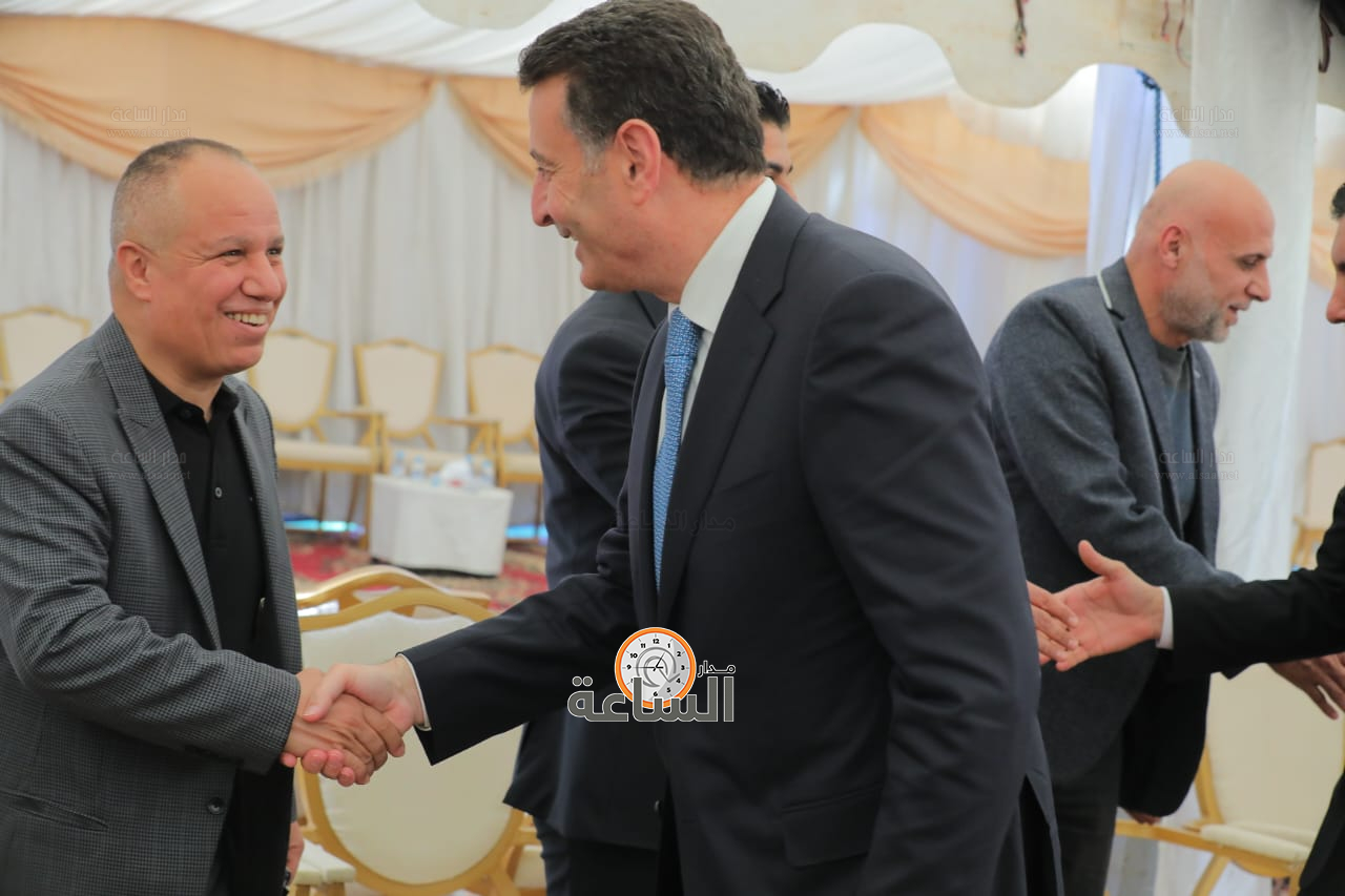 Madar Al-Saa Images 0.40101931261228385