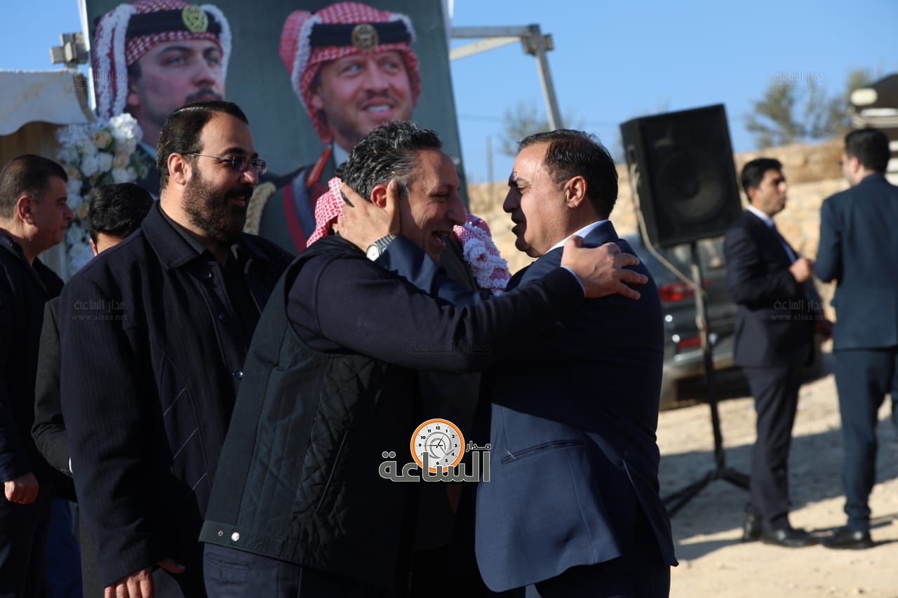 Madar Al-Saa Images 0.5005711564867468