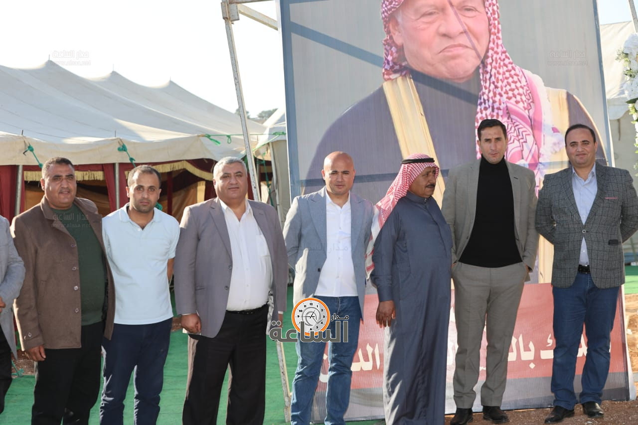 Madar Al-Saa Images 0.13927147477972945