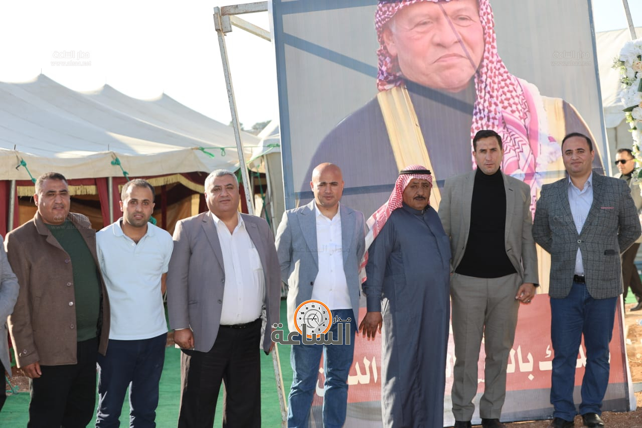 Madar Al-Saa Images 0.17343511883629503