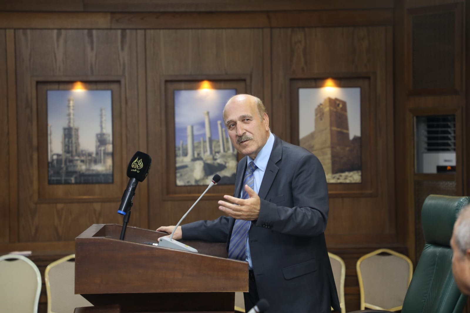 Madar Al-Saa Images 0.712542058466489