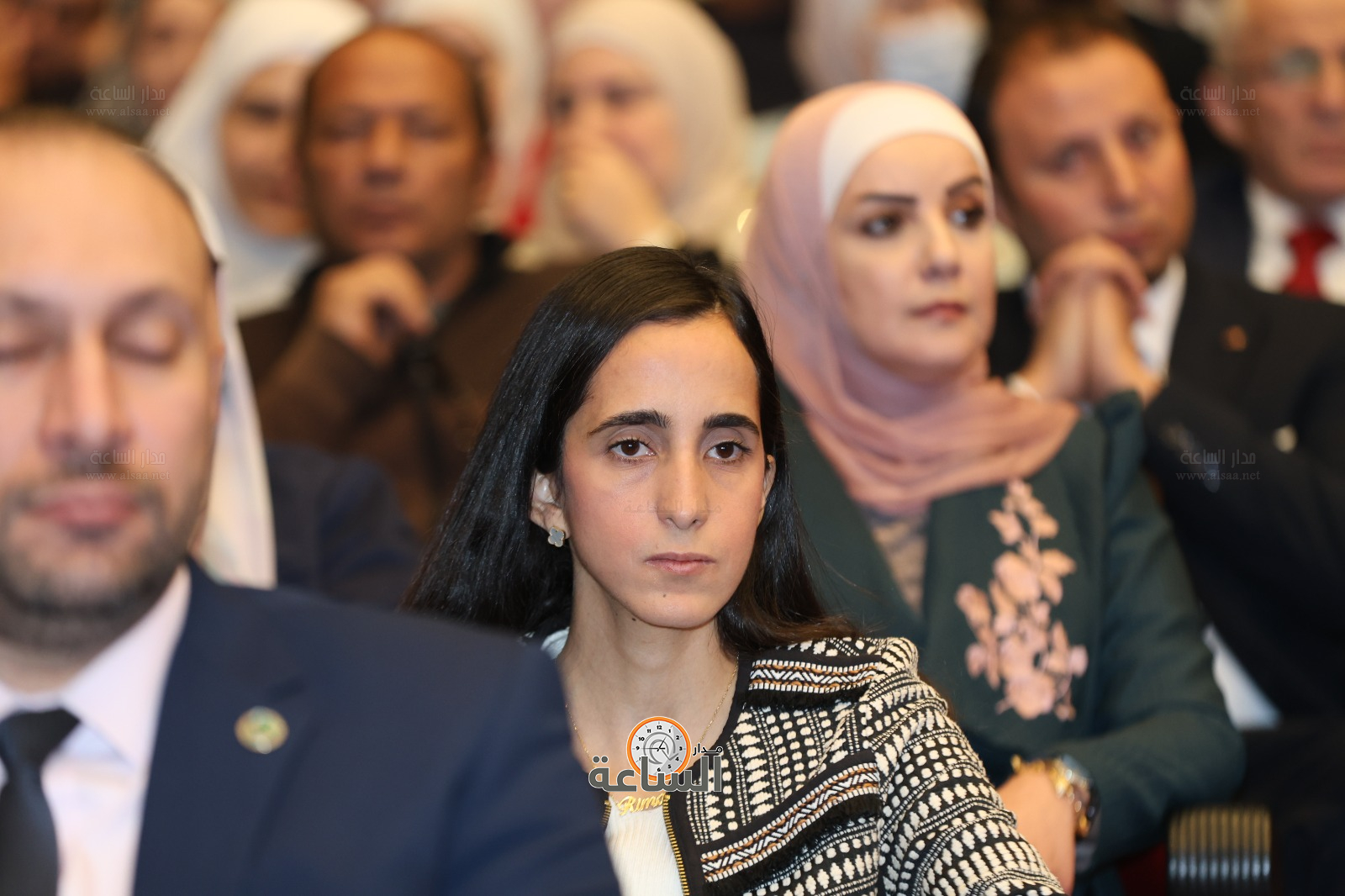 Madar Al-Saa Images 0.3868328551704816