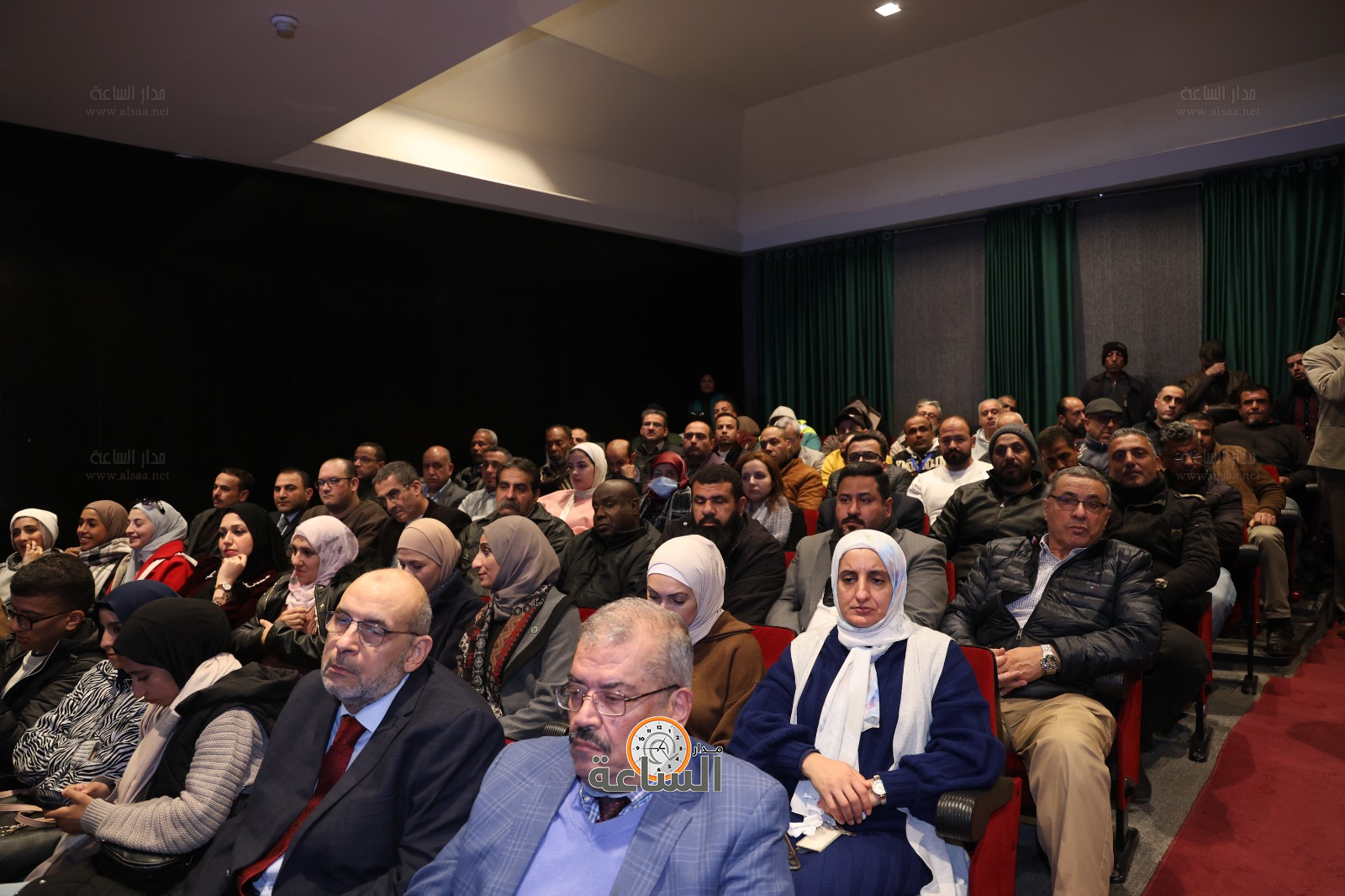 Madar Al-Saa Images 0.1993602421347609