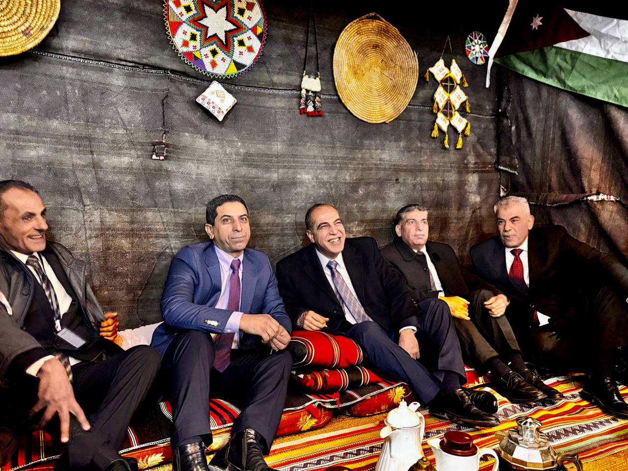 Madar Al-Saa Images 0.8789609565736869