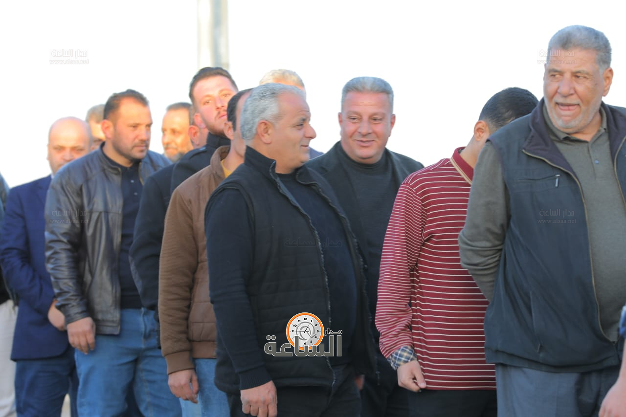 Madar Al-Saa Images 0.8402517538636523