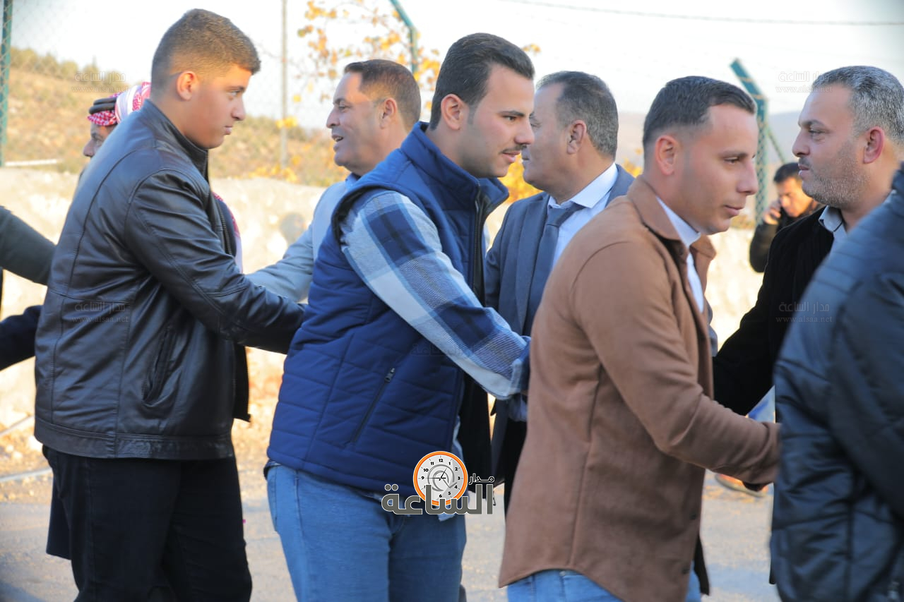 Madar Al-Saa Images 0.1250414002873399