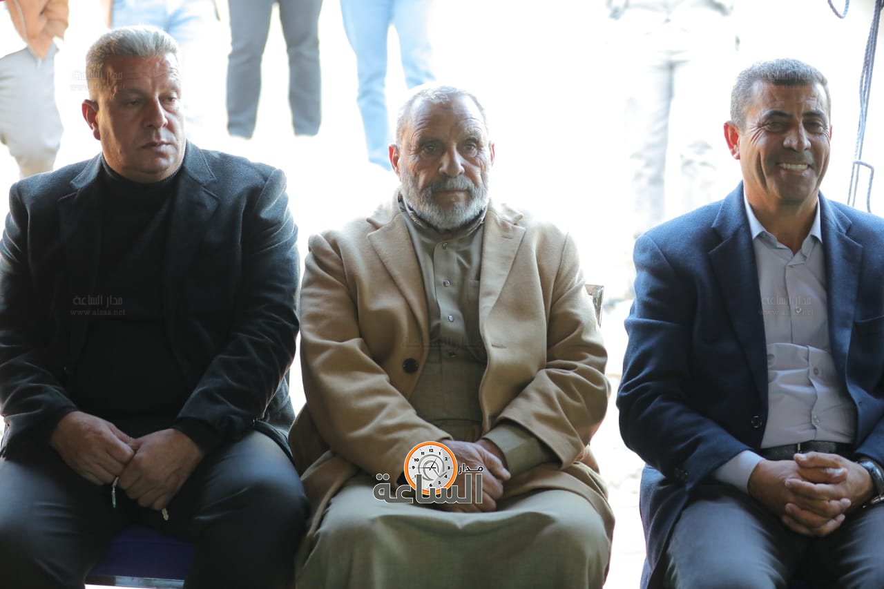 Madar Al-Saa Images 0.38327121171513223