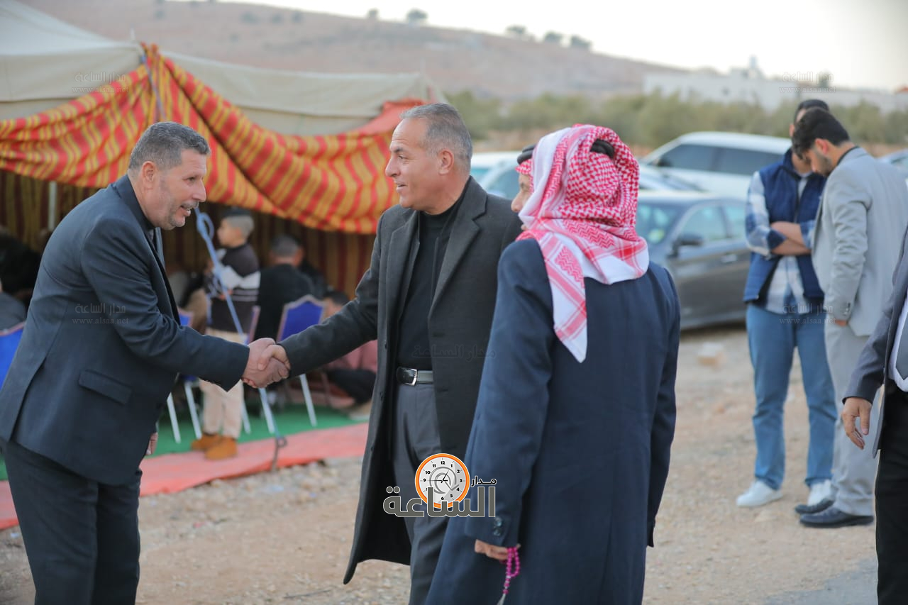 Madar Al-Saa Images 0.3185210452909697