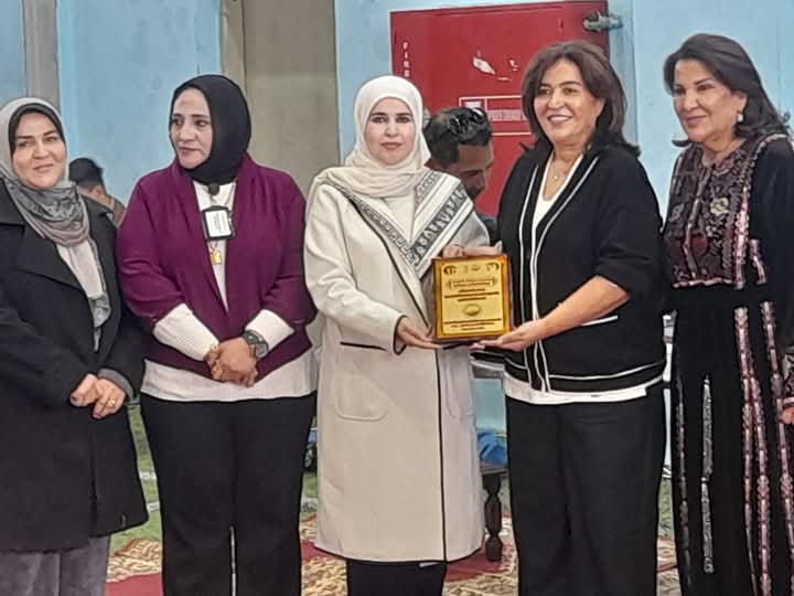 Madar Al-Saa Images 0.8146207478384815