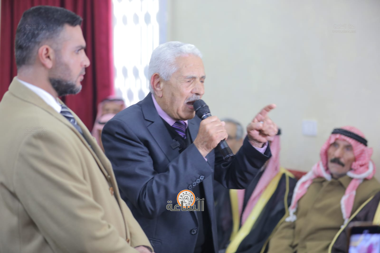 Madar Al-Saa Images 0.6243401136536846