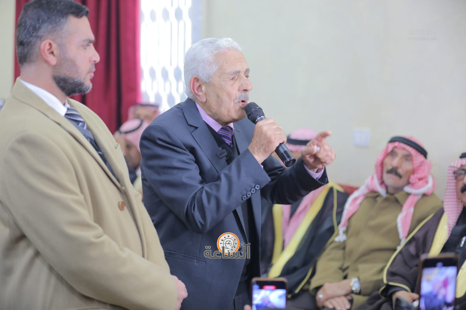 Madar Al-Saa Images 0.11745155160649356