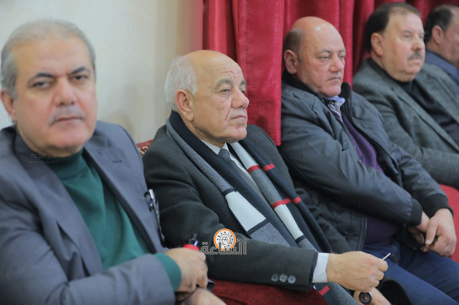 Madar Al-Saa Images 0.14876526093356635