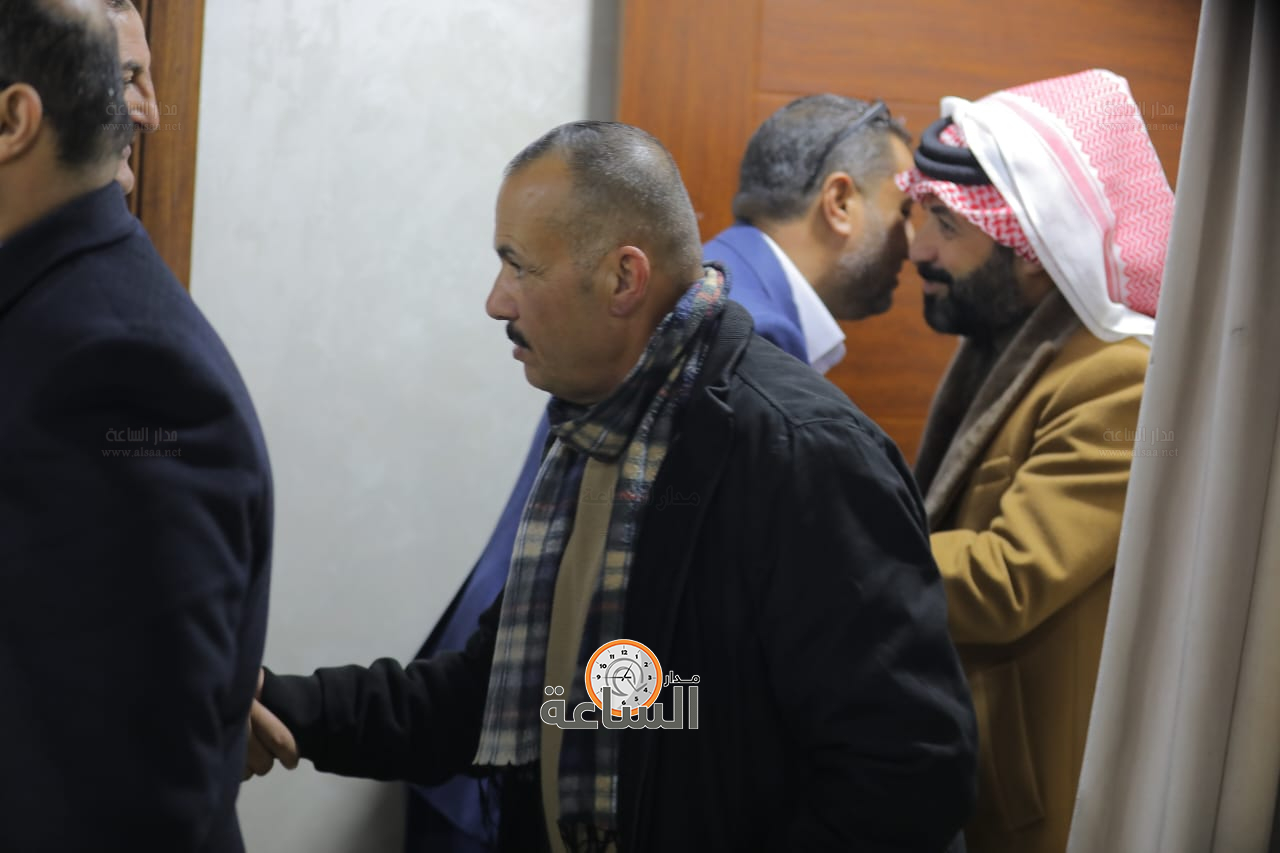 Madar Al-Saa Images 0.14567416481972173